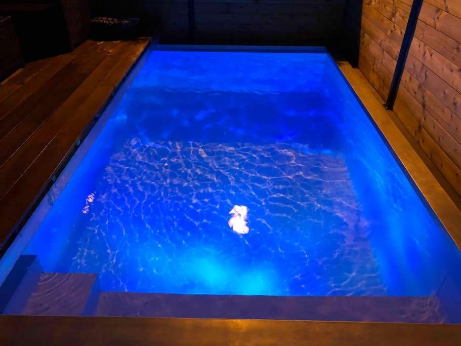 Loft Privatise Avec Spa Xxl Et Piscine Chauffee Bruz Exteriér fotografie